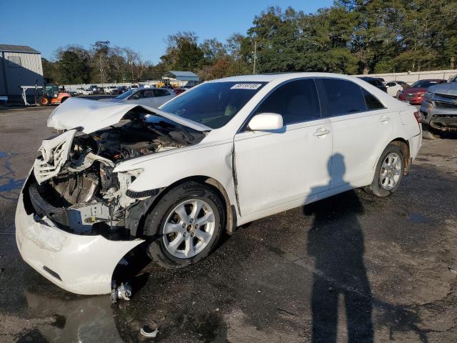 TOYOTA CAMRY BASE