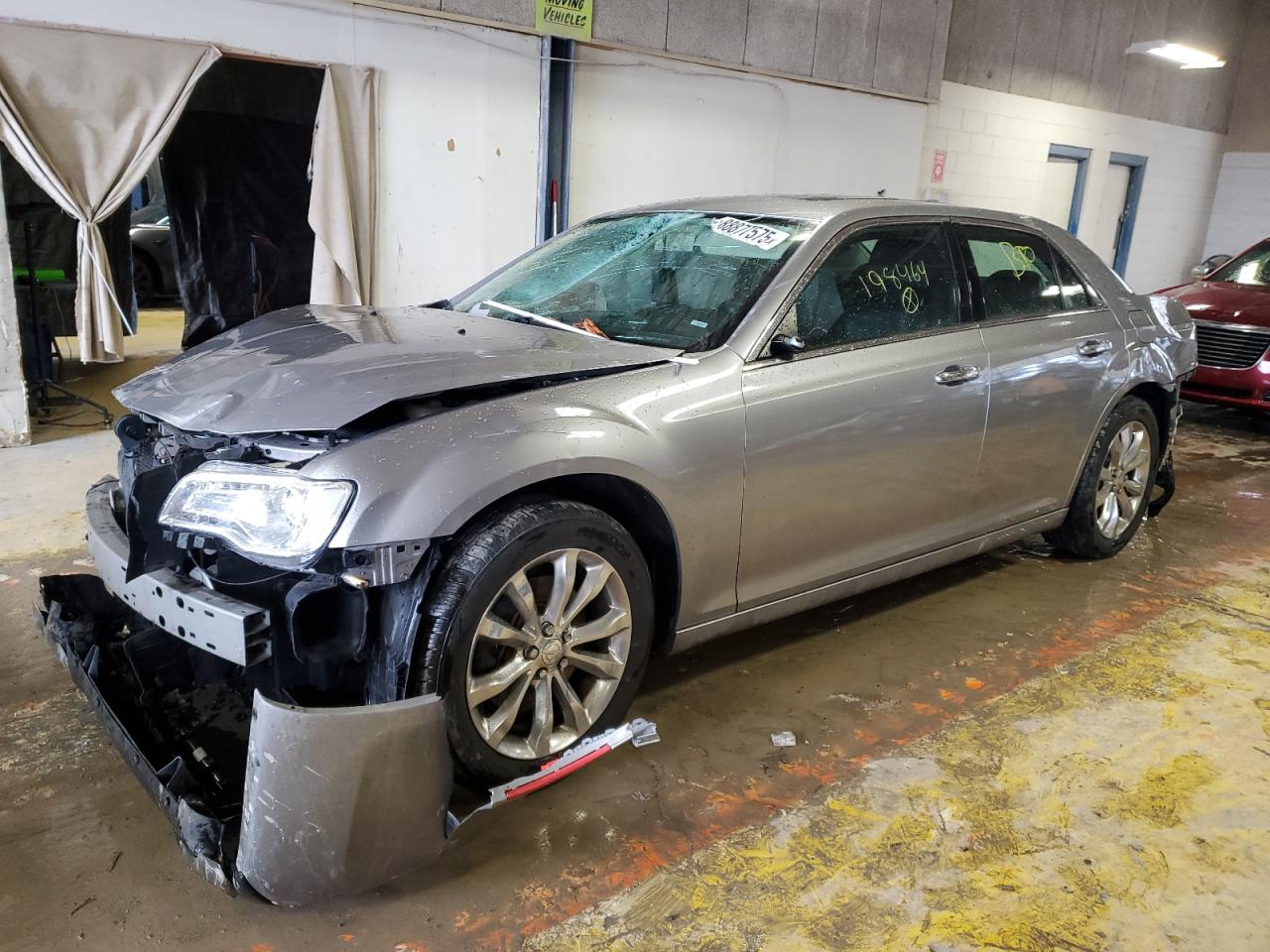  Salvage Chrysler 300