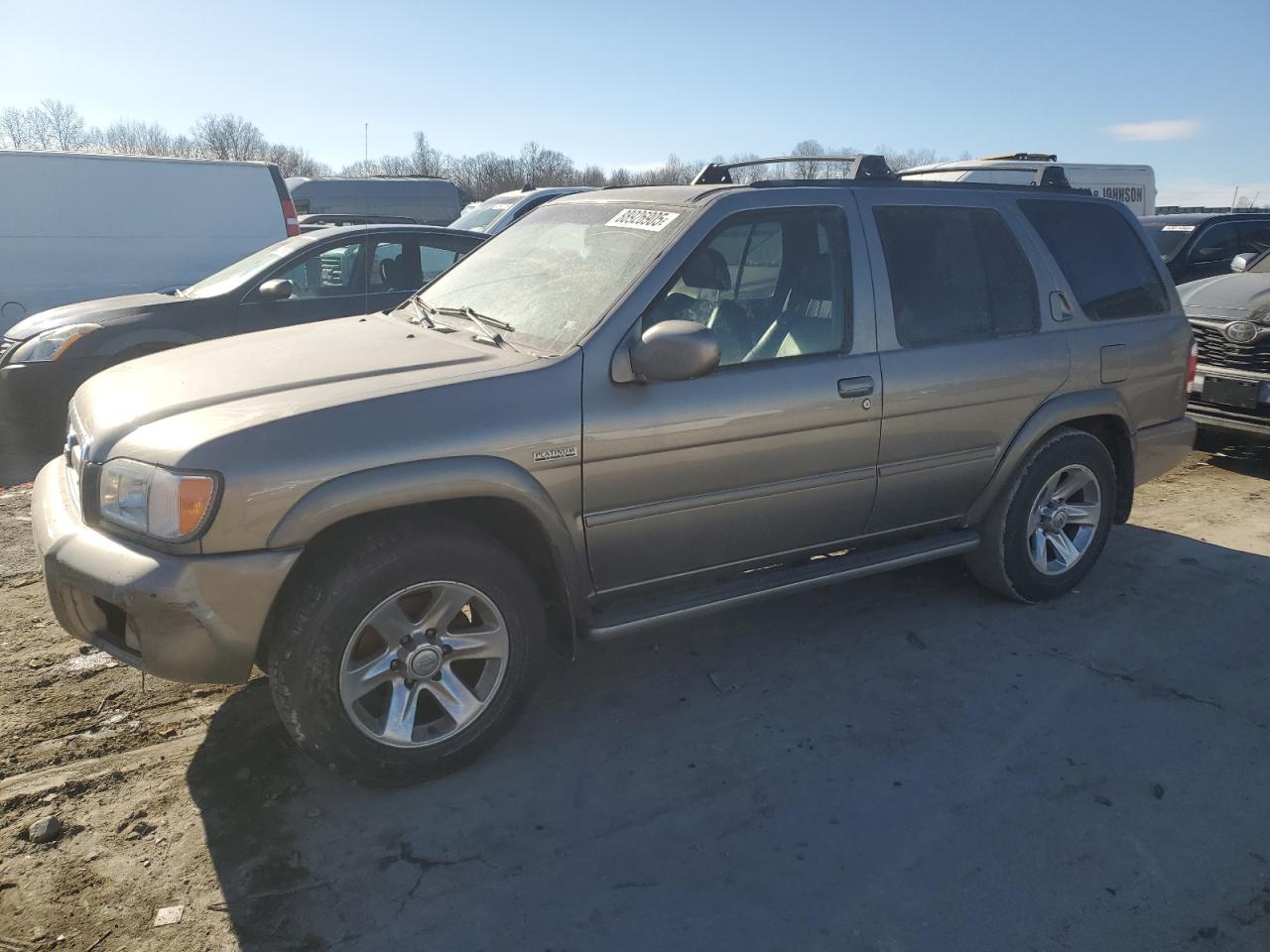  Salvage Nissan Pathfinder