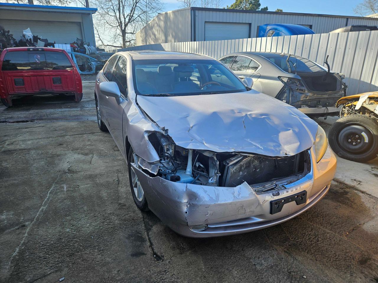  Salvage Lexus Es