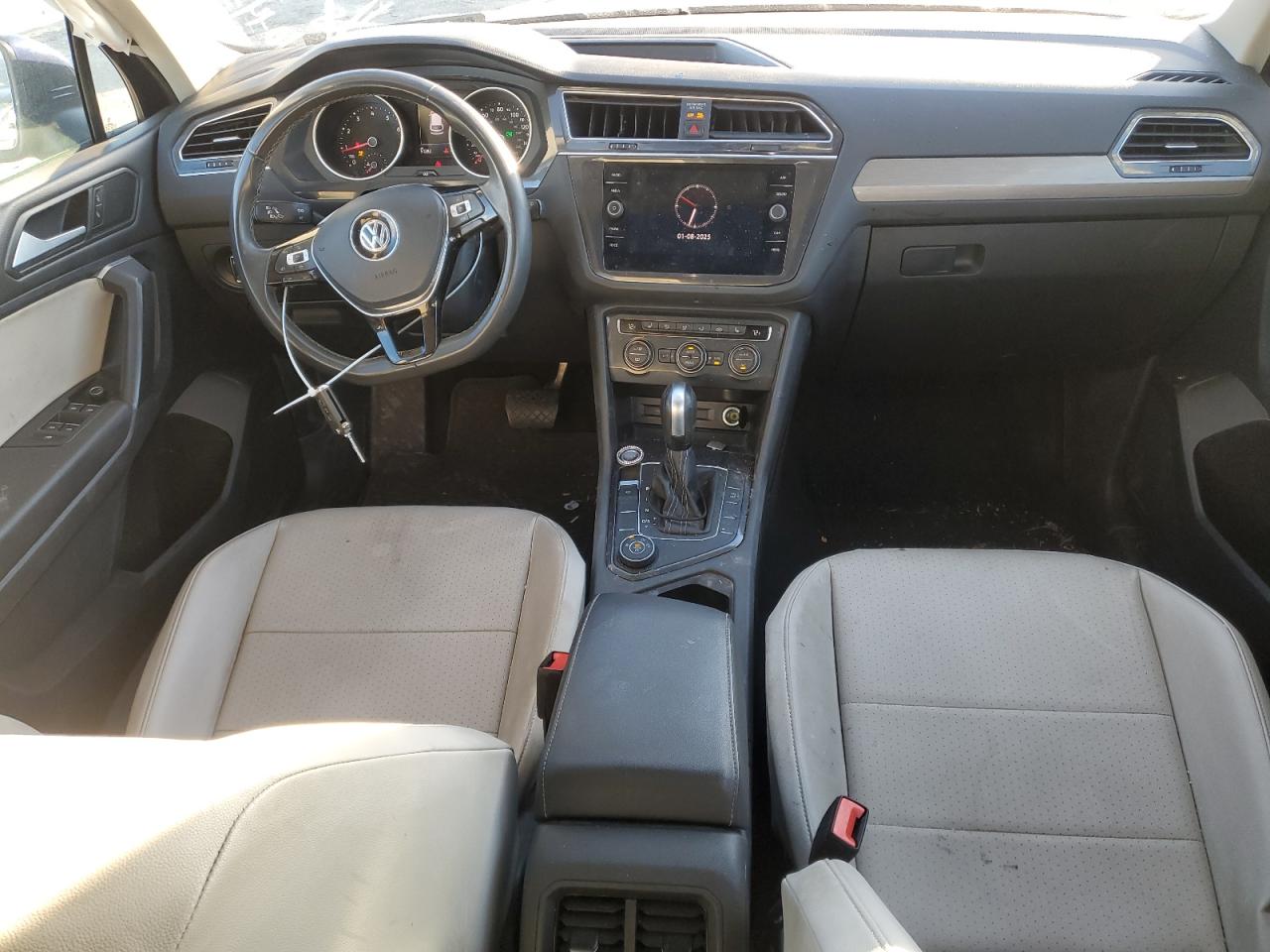 VOLKSWAGEN TIGUAN SE