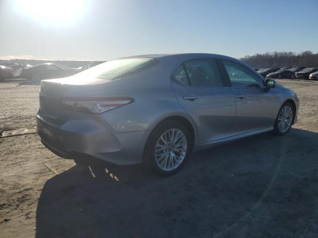 2018 TOYOTA CAMRY L - 4T1B11HK4JU140494
