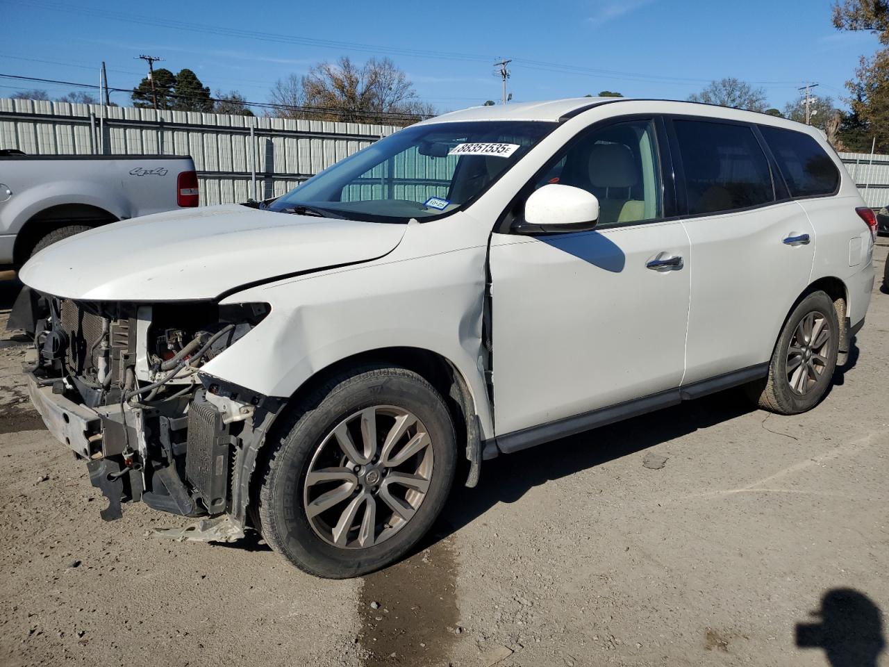  Salvage Nissan Pathfinder