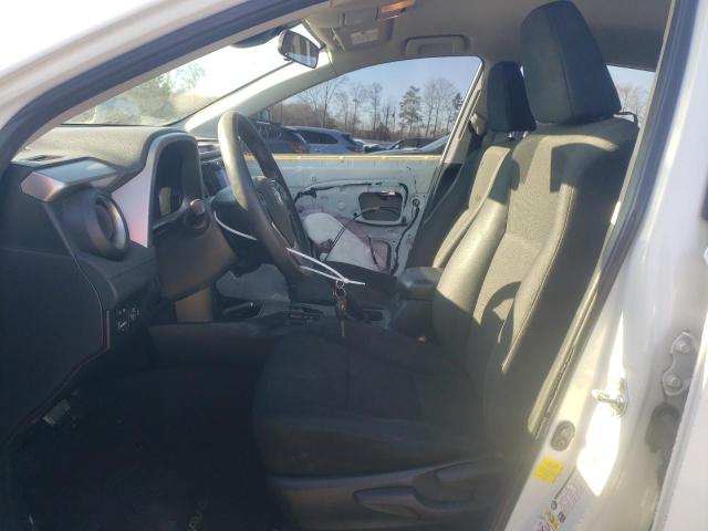 2018 TOYOTA RAV4 LE - JTMZFREV2JJ737551