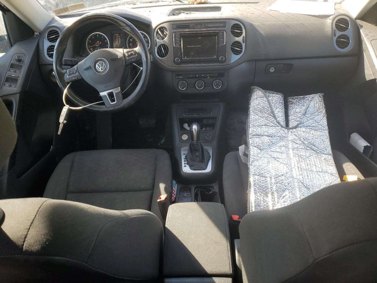 Volkswagen Tiguan s 2017