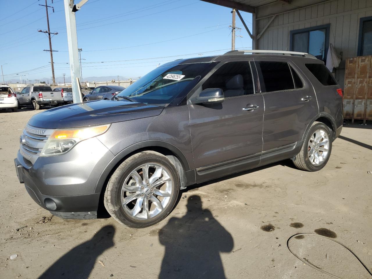  Salvage Ford Explorer