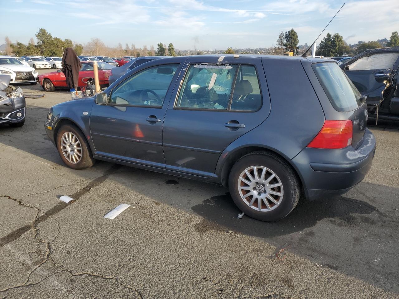 Lot #3048654771 2004 VOLKSWAGEN GOLF GLS