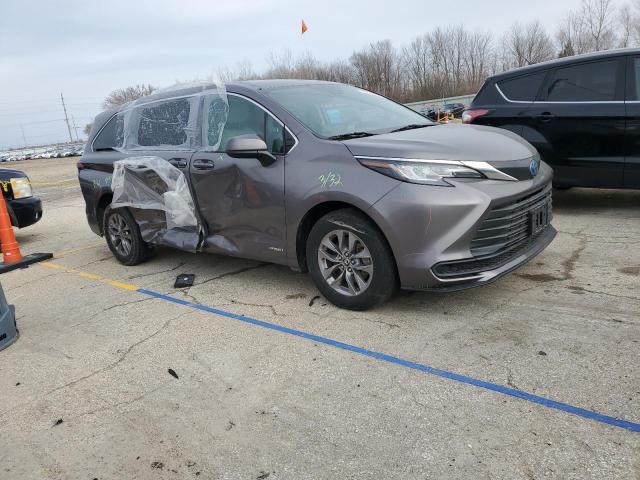 2021 TOYOTA SIENNA LE - 5TDKRKEC7MS039099