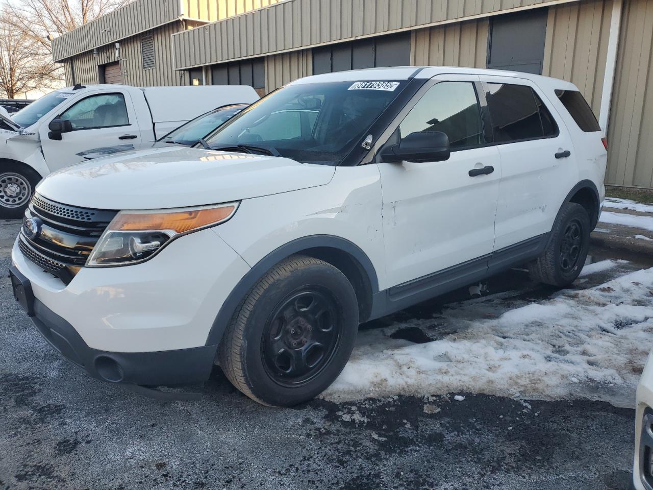  Salvage Ford Explorer