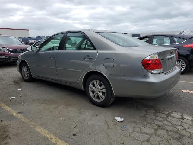 TOYOTA CAMRY LE 2005 gray  gas 4T1BF30K25U596427 photo #3