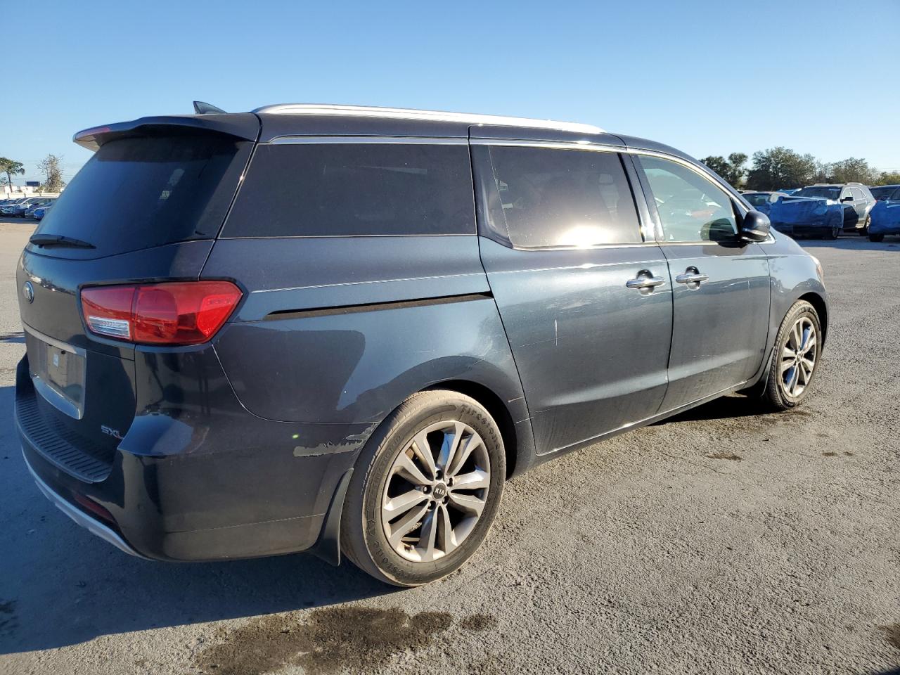 Lot #3052318612 2015 KIA SEDONA SXL