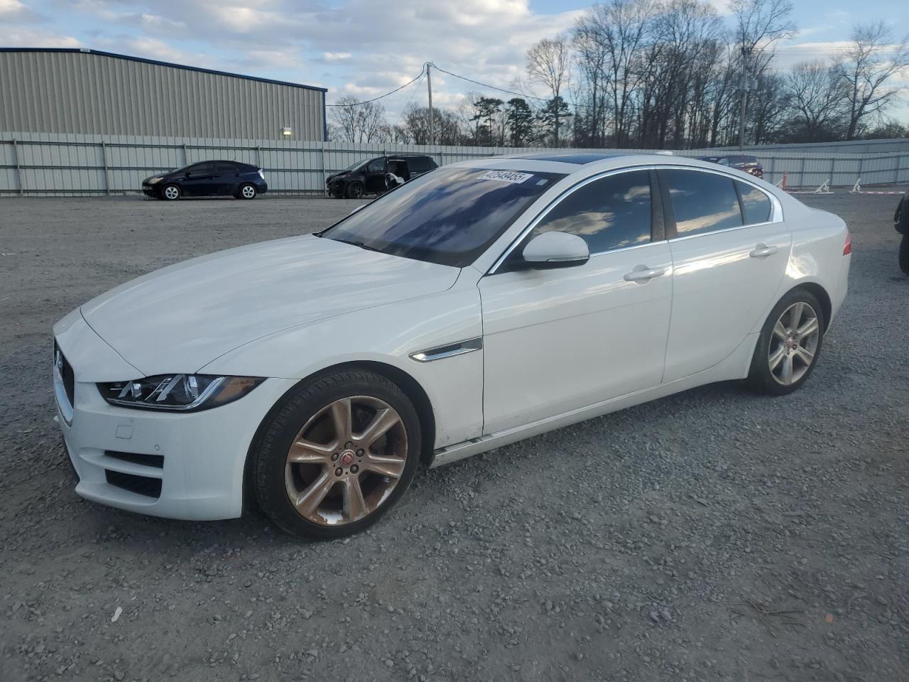  Salvage Jaguar XE