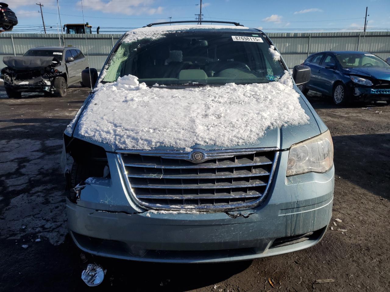 Lot #3050507151 2010 CHRYSLER TOWN & COU