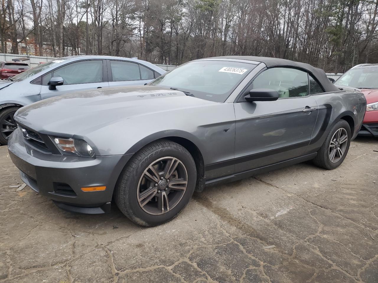  Salvage Ford Mustang