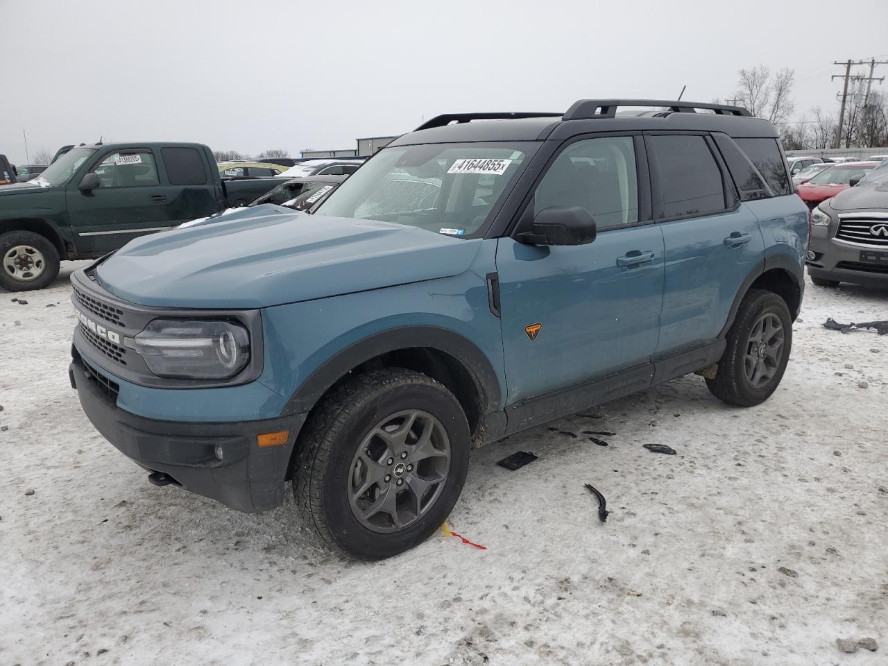  Salvage Ford Bronco