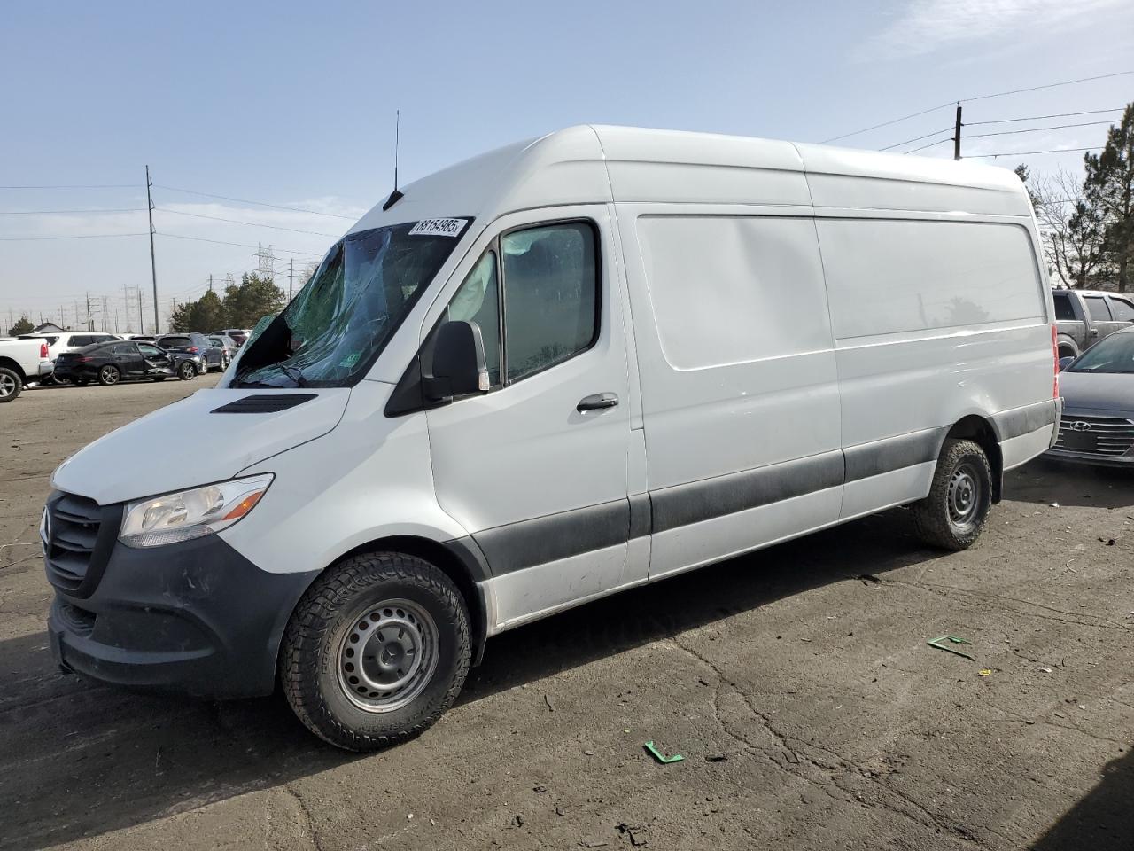 MERCEDES-BENZ SPRINTER 2500