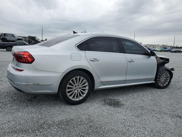 VOLKSWAGEN PASSAT SE 2017 silver  gas 1VWBT7A3XHC013749 photo #4