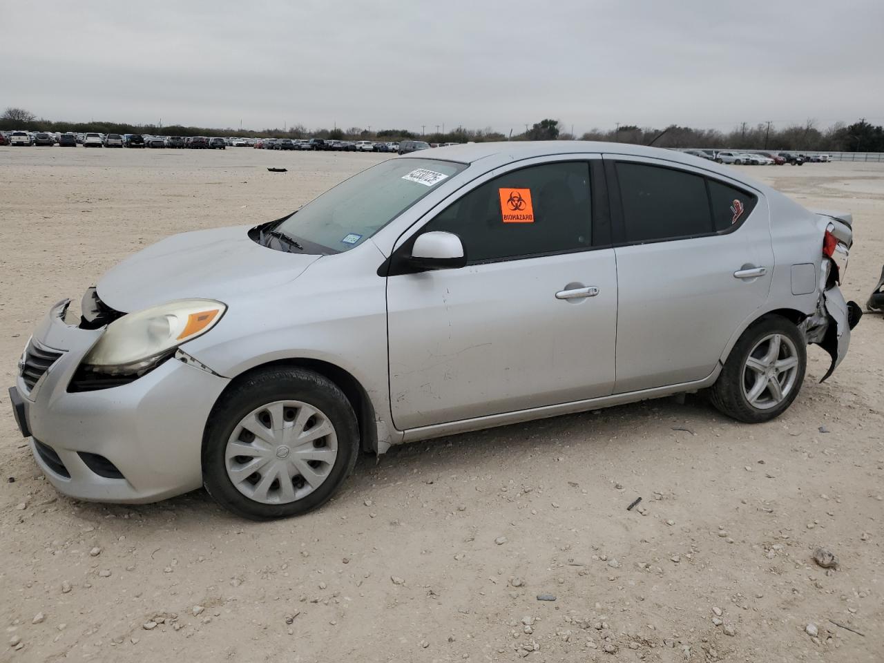  Salvage Nissan Versa