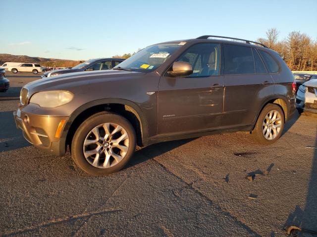 BMW X5 XDRIVE3 2011 brown 4dr spor gas 5UXZV4C57BL738921 photo #1