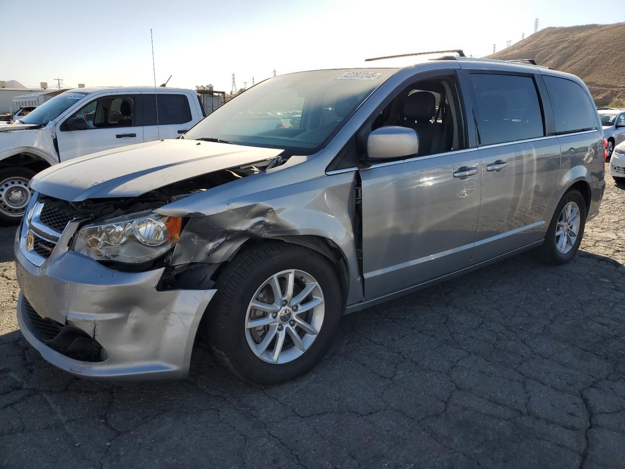  Salvage Dodge Caravan