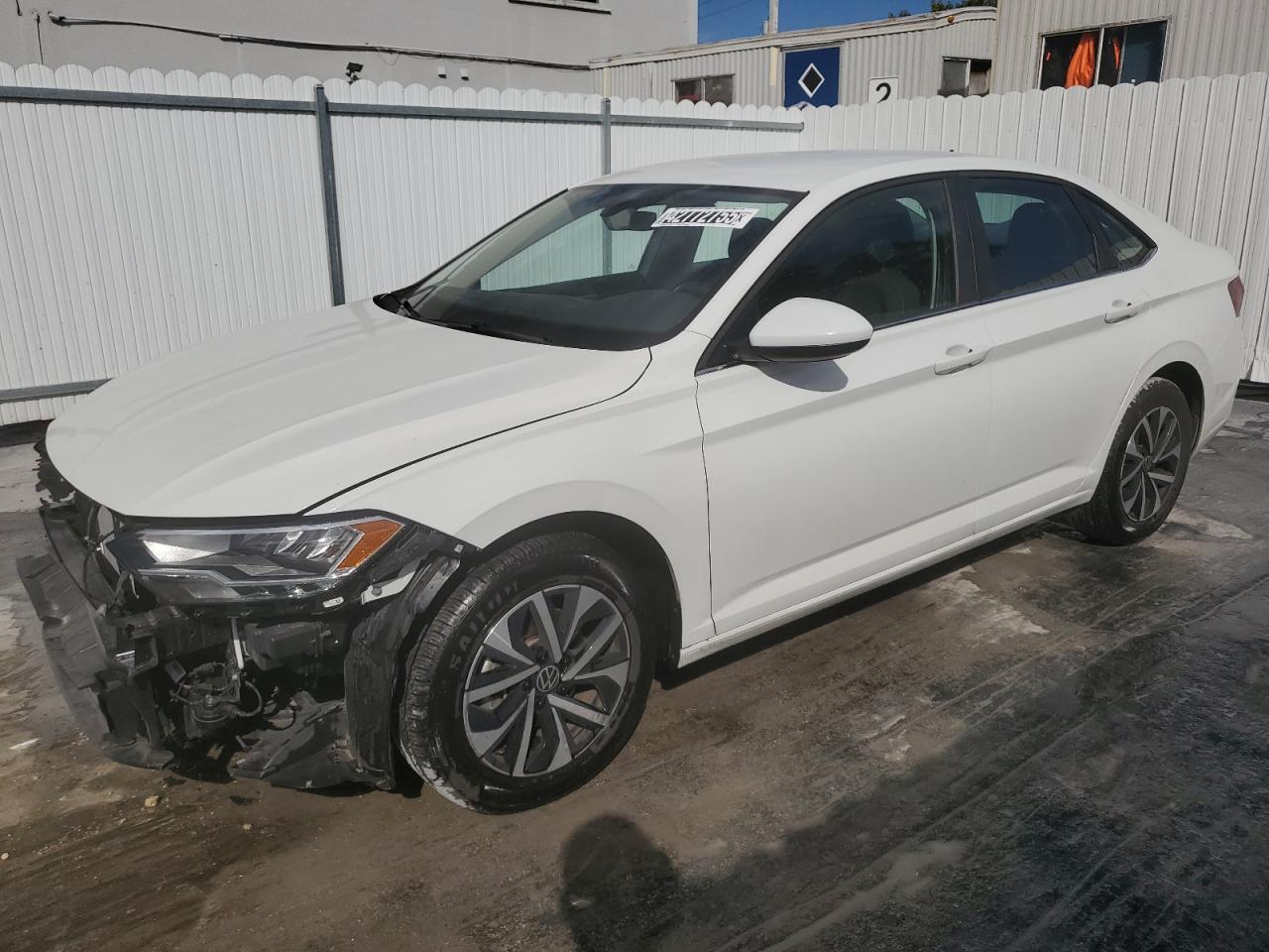  Salvage Volkswagen Jetta