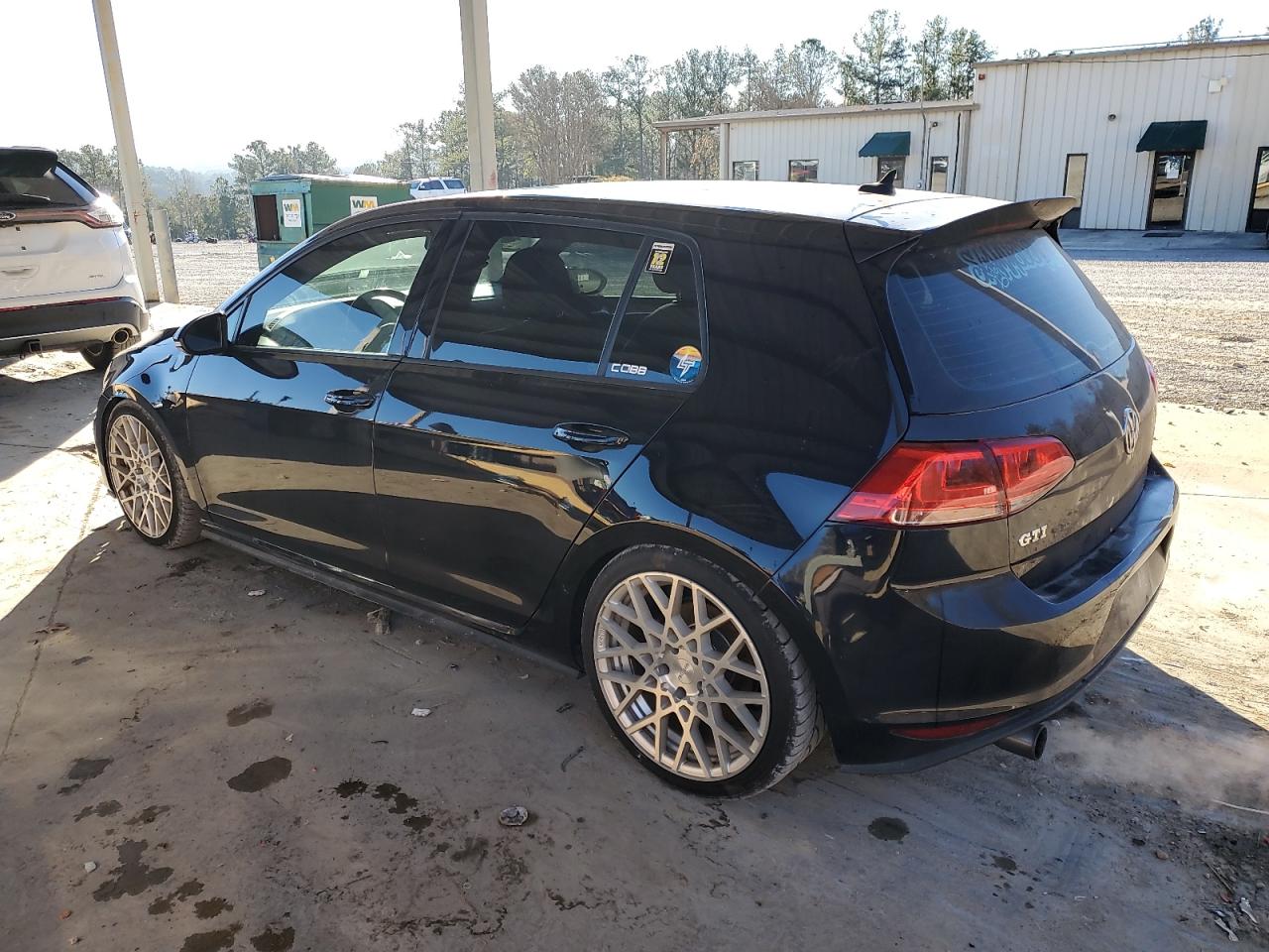 VOLKSWAGEN GOLF GTI S