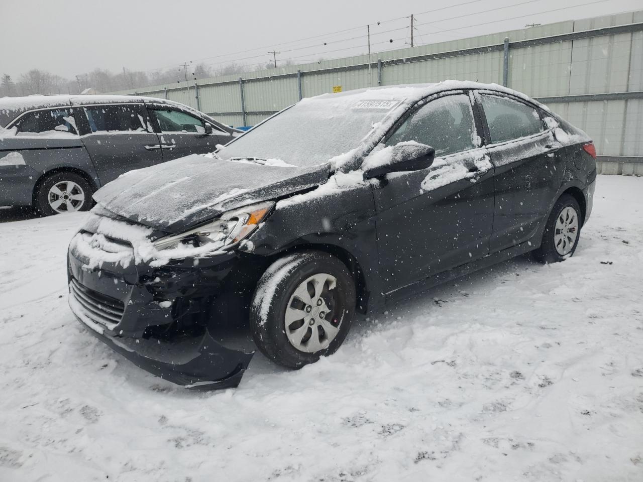  Salvage Hyundai ACCENT