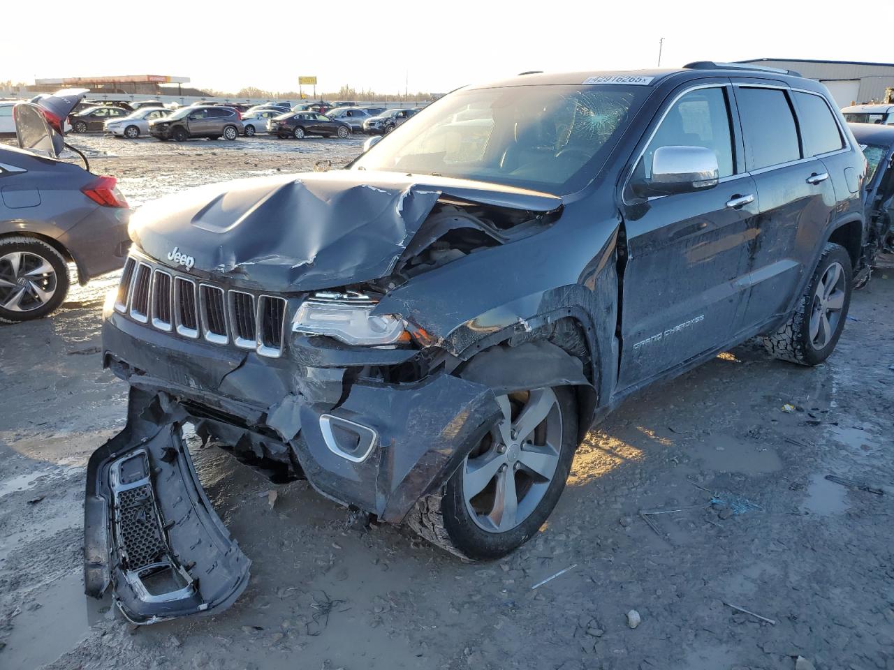  Salvage Jeep Grand Cherokee