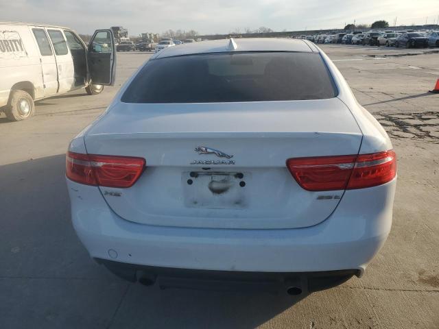 2018 JAGUAR XE SAJAR4FX6JCP24055