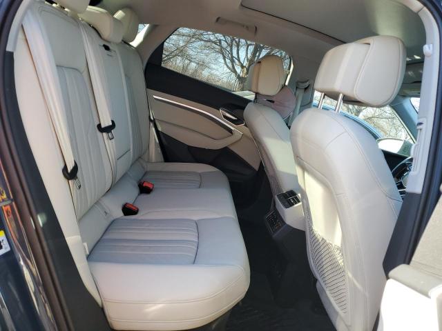 WA11ABGE6NB030026 2022 AUDI E-TRON