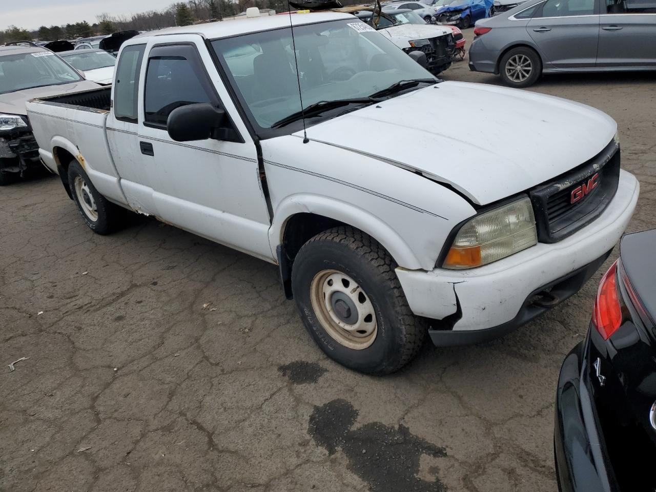 Lot #3048266730 2001 GMC SONOMA