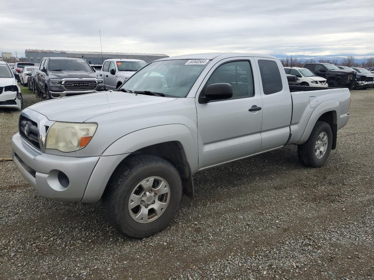  Salvage Toyota Tacoma