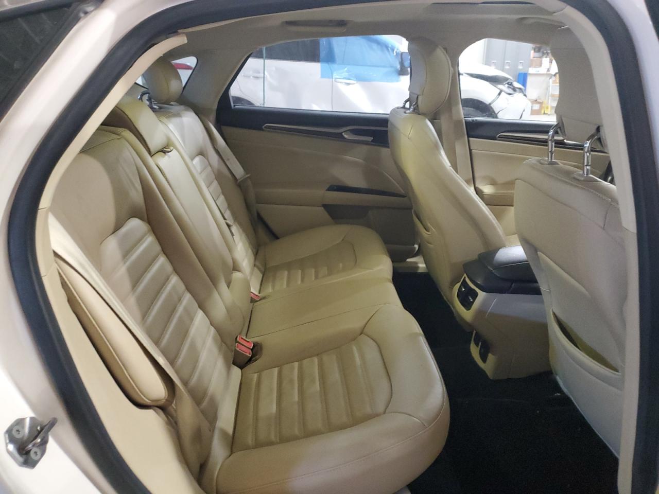 FORD FUSION SE HYBRID