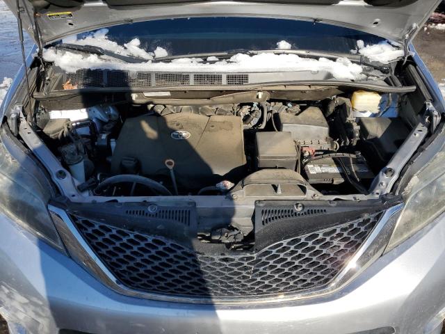2017 TOYOTA SIENNA SE 5TDXZ3DC4HS797467