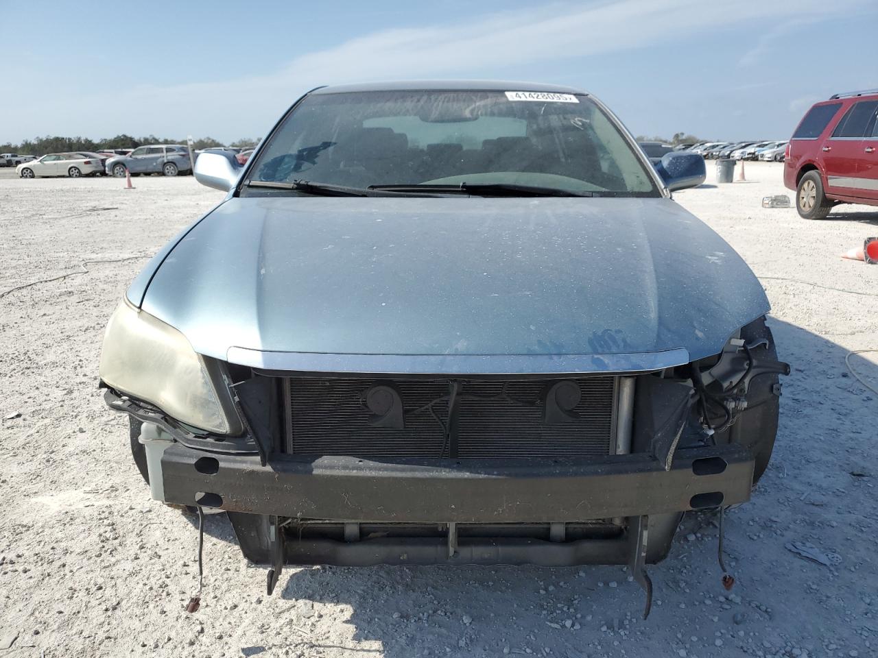 Lot #3049642178 2005 TOYOTA AVALON XL