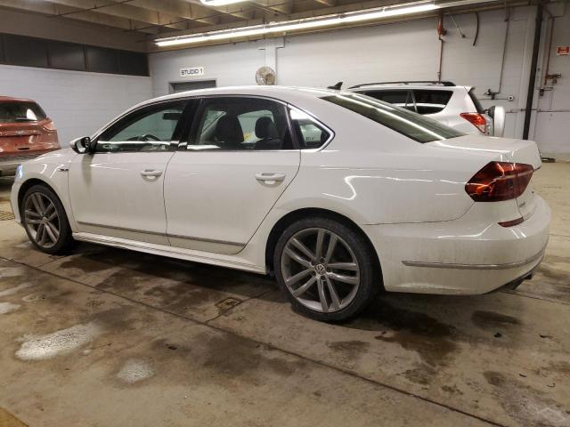 2017 VOLKSWAGEN PASSAT R-L - 1VWDT7A31HC003507