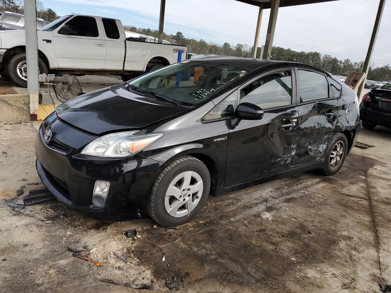  Salvage Toyota Prius