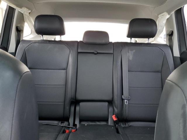 2018 VOLKSWAGEN TIGUAN SE - 3VV2B7AX7JM133684