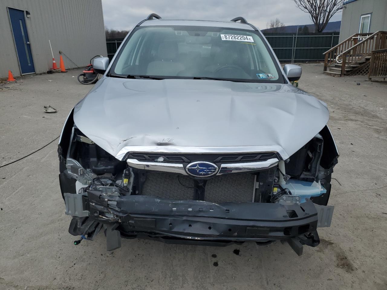 Lot #3045667650 2018 SUBARU FORESTER 2