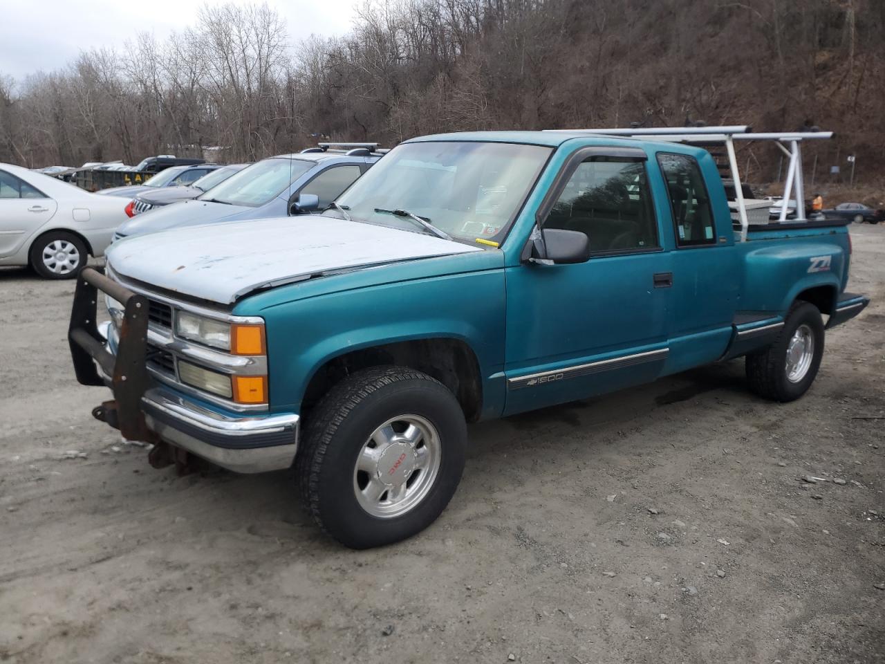 Lot #3048267769 1996 CHEVROLET GMT-400 K1