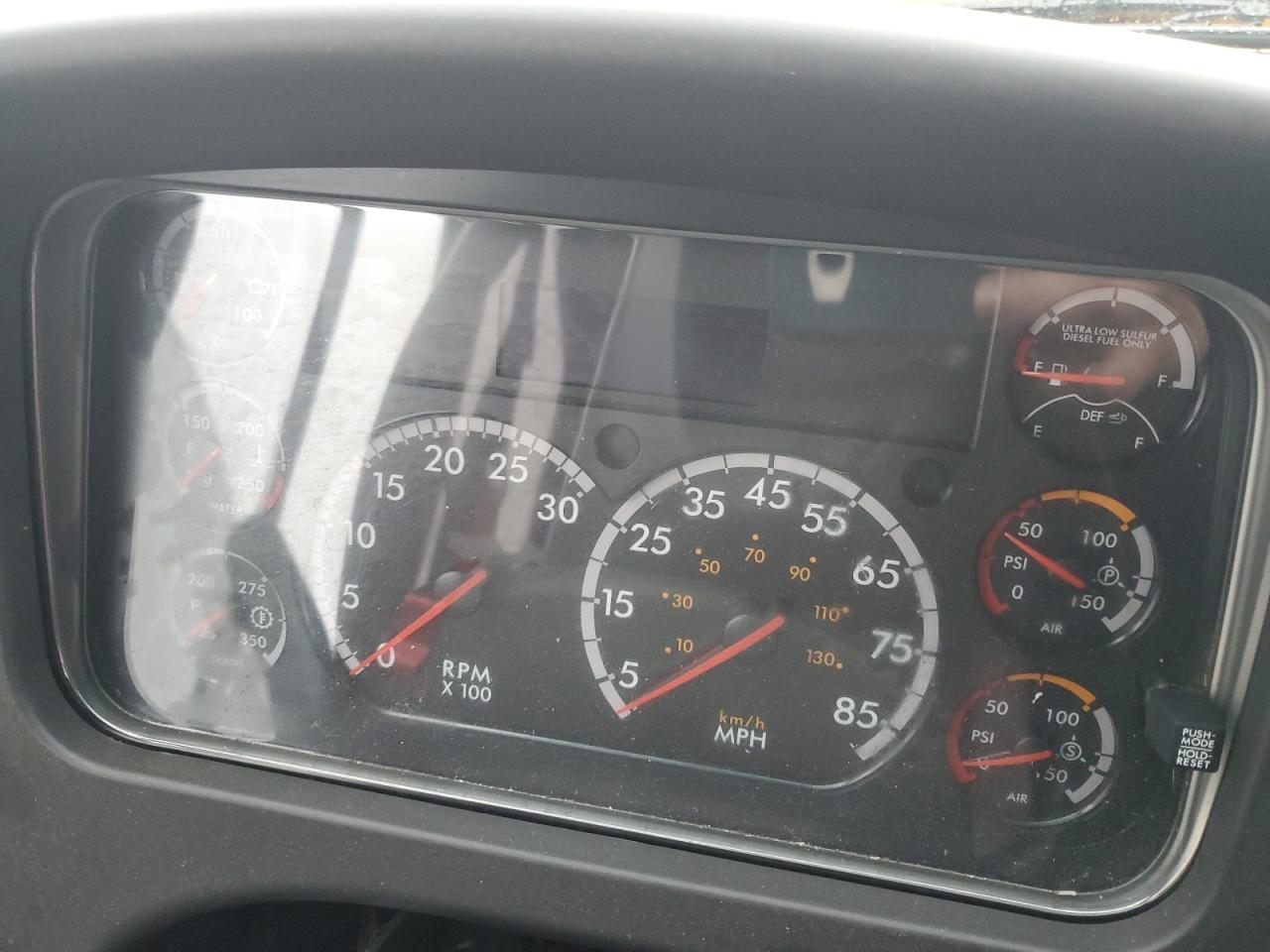 Lot #3268974996 2019 FREIGHTLINER CHASSIS B2