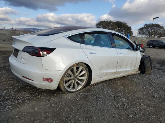 Vin: 5yj3e1eb1kf194203, lot: 43067465, tesla model 3 20193