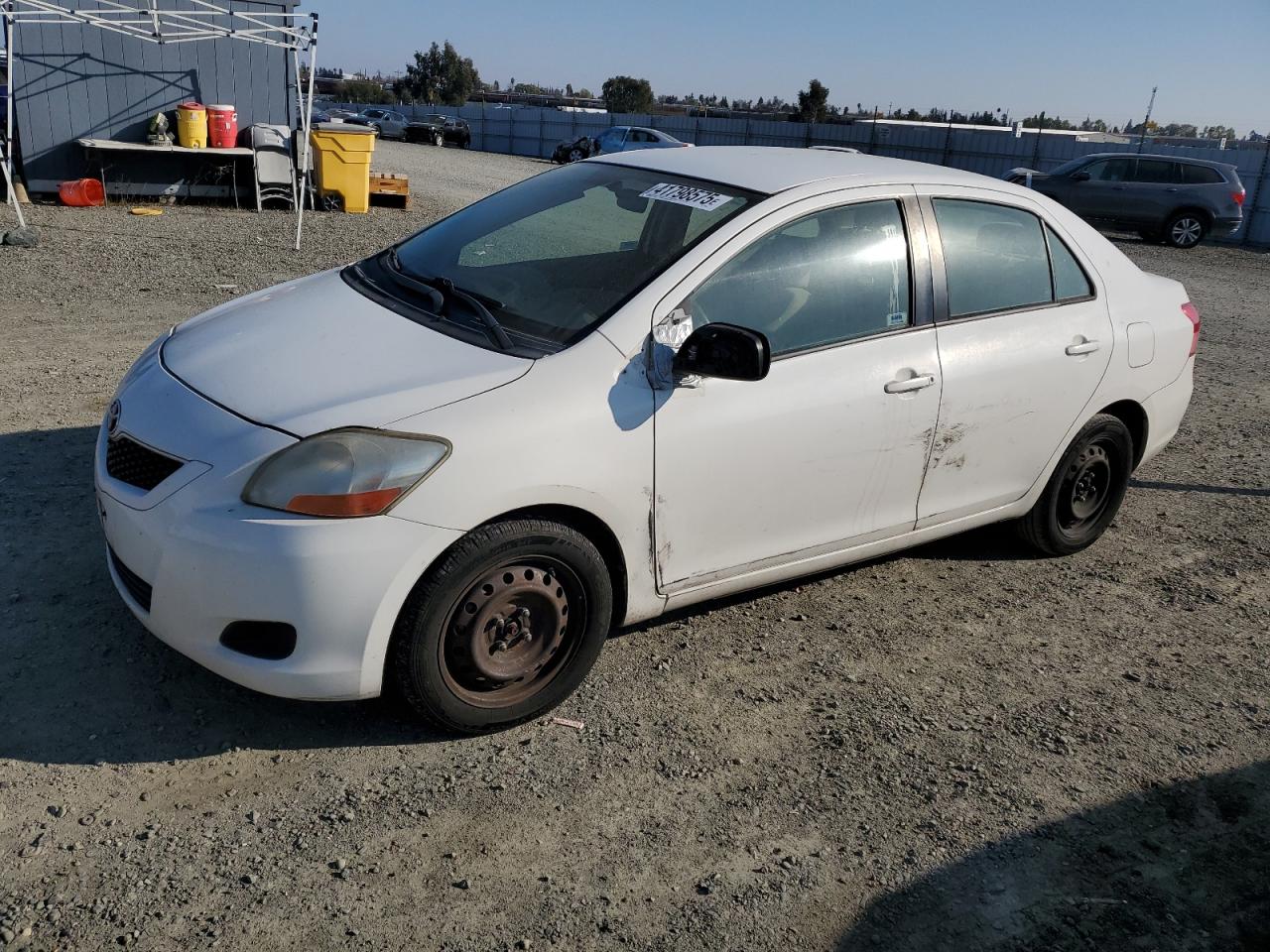  Salvage Toyota Yaris