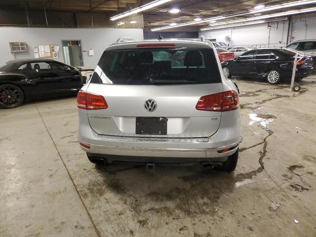 2016 VOLKSWAGEN TOUAREG SP WVGEF9BP7GD012549