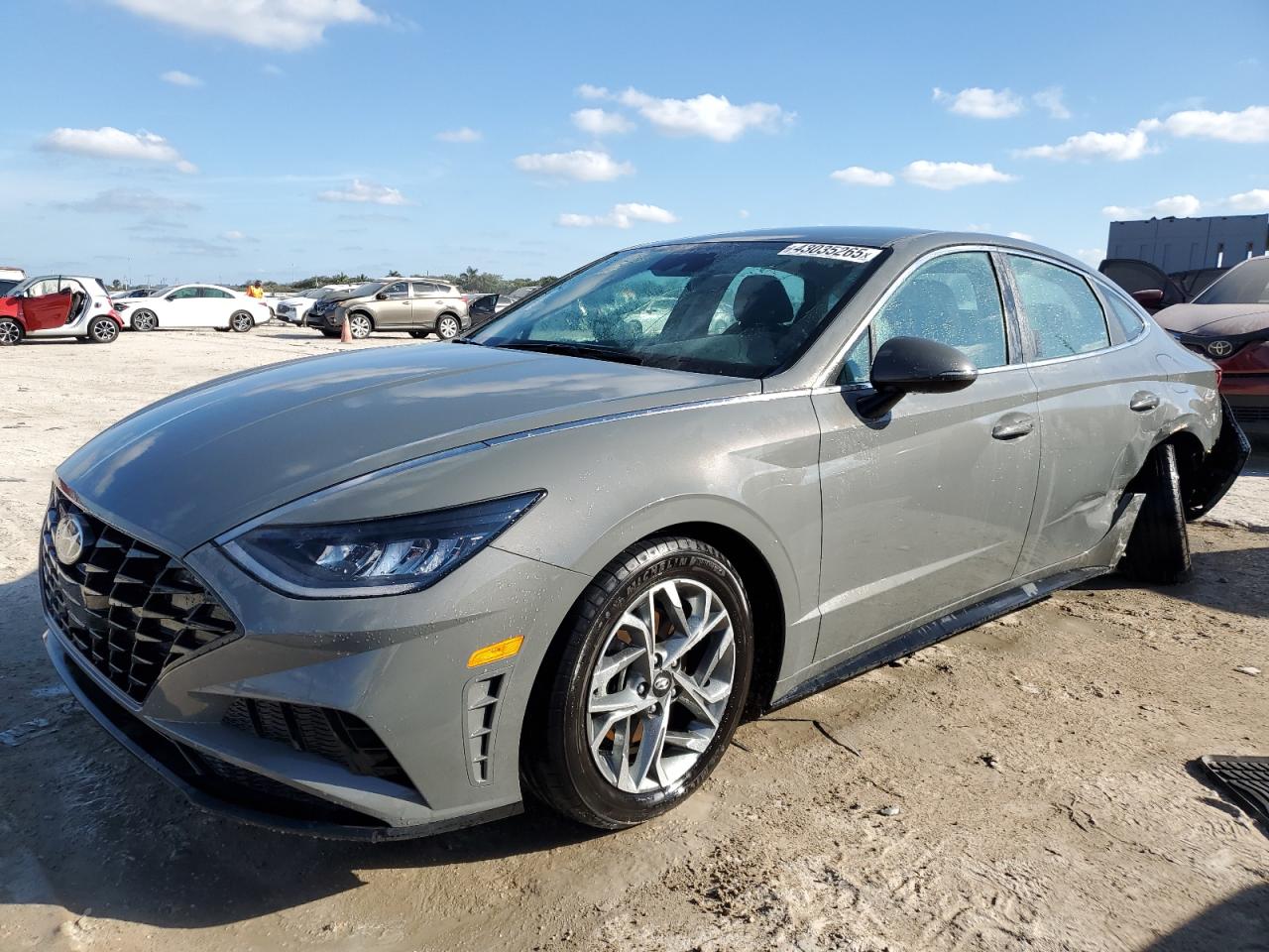  Salvage Hyundai SONATA