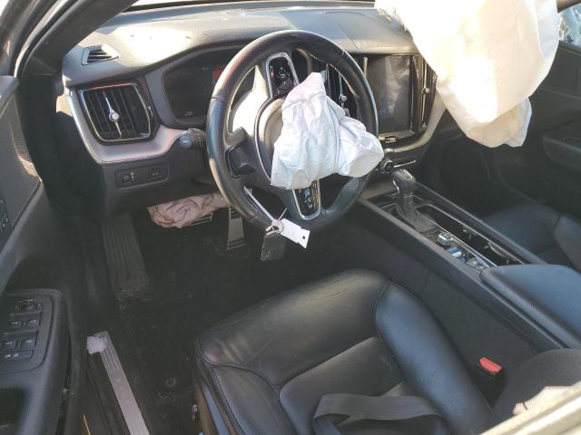 2018 VOLVO XC60 T6 MO YV4A22RKXJ1042327