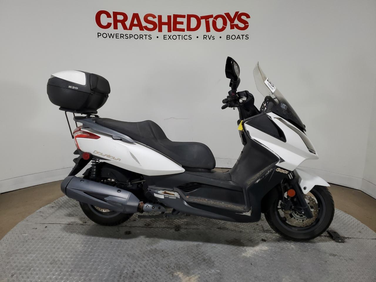 RFBV2M287HB740187 KYMCO USA INC DOWNTOWN 3 2017