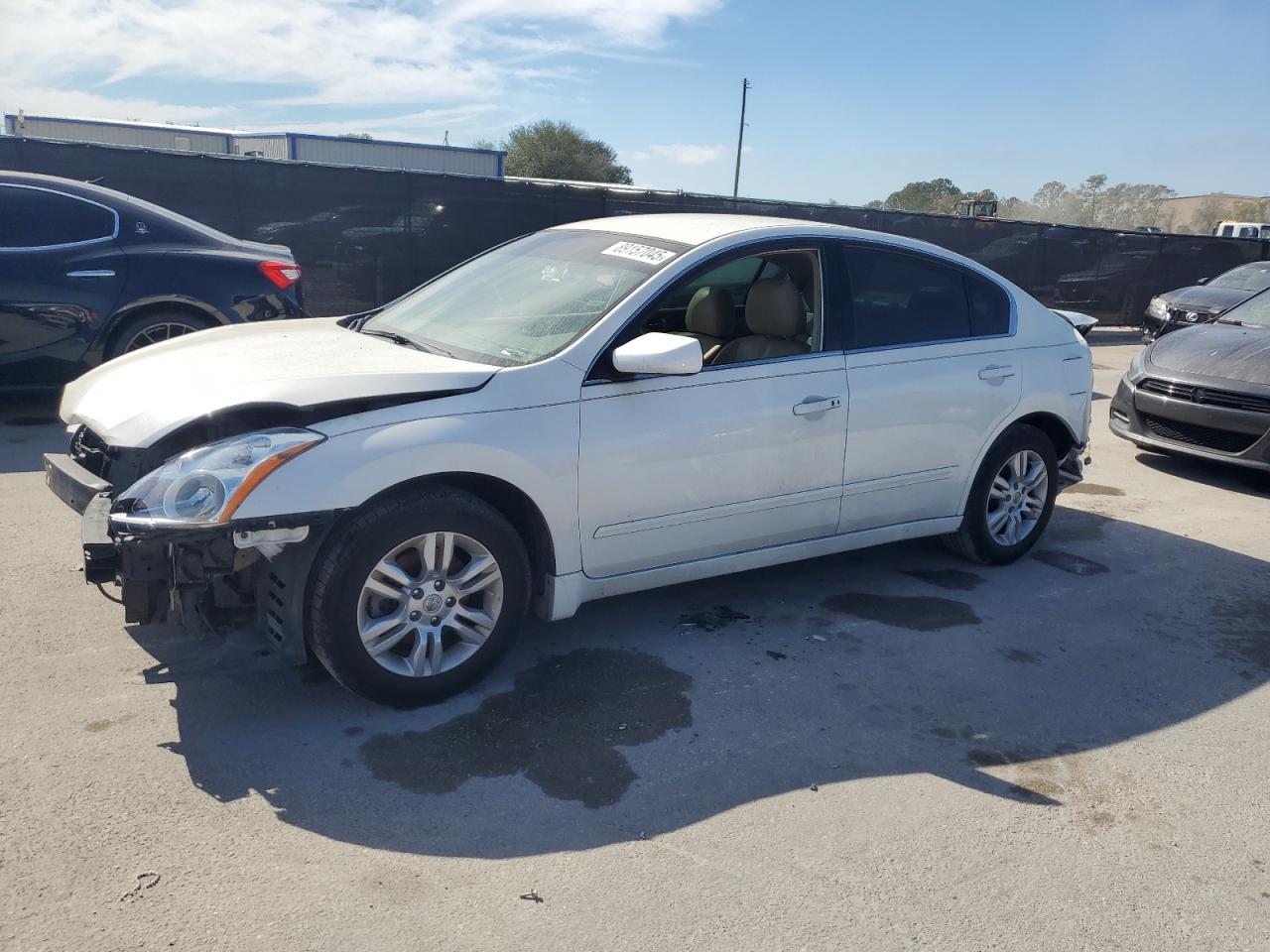  Salvage Nissan Altima