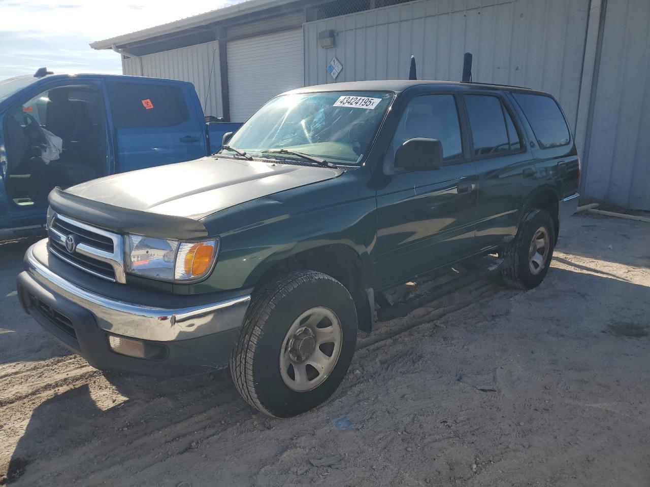  Salvage Toyota 4Runner