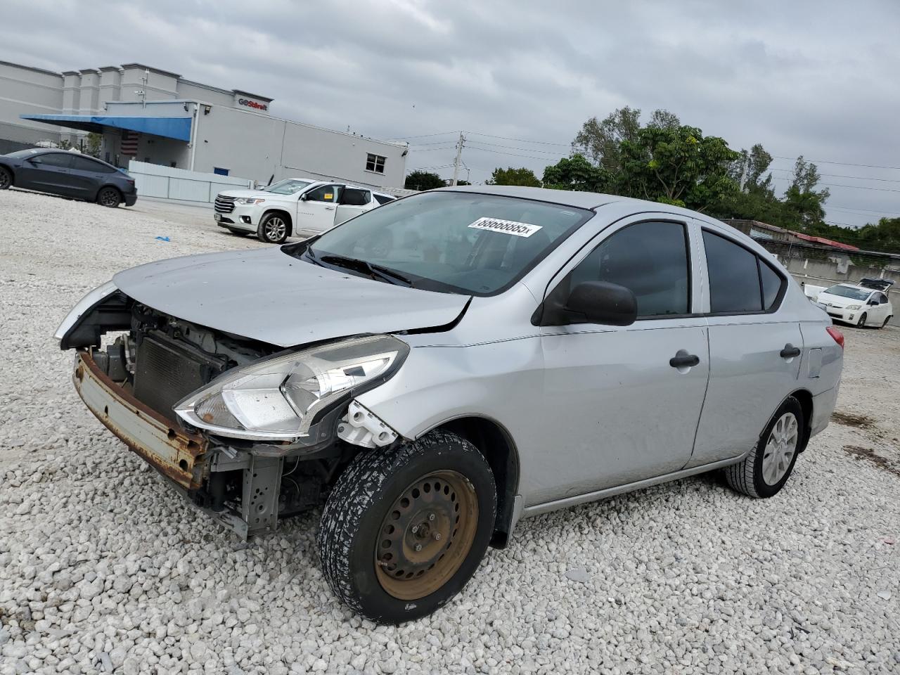  Salvage Nissan Versa